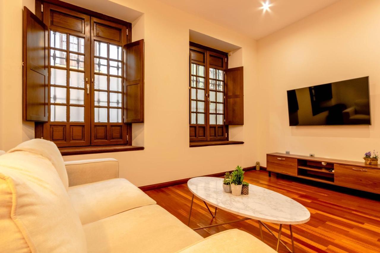 Pedro Nino Eleven Suites Sevilla Exteriör bild